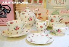 画像1: OB071 Royal Doulton ロイヤルドルトン  ローズバッド 2人用ティーセット (1)