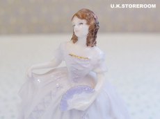 画像6: RW002 Royal Worcester  ロイヤルウースター デビュタント フィギュリン〜Lady Henrietta〜 (6)