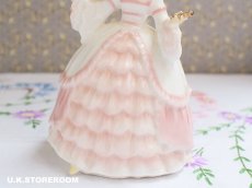 画像8: RW010 Royal Worcester  ロイヤルウースター ファッショナブルヴィクトリアンズ フィギュリン〜Lady Sophie〜 (8)