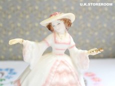 画像6: RW010 Royal Worcester  ロイヤルウースター ファッショナブルヴィクトリアンズ フィギュリン〜Lady Sophie〜 (6)