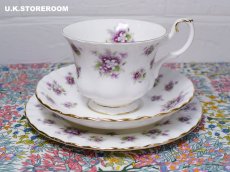 画像2: RA257 Royal Albert ロイヤルアルバート スイートバイオレット ティートリオ (2)