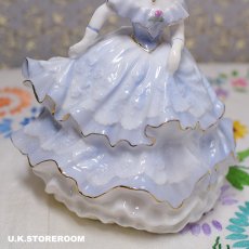 画像6: RW066 Royal Worcester  ロイヤルウースター デビュタント フィギュリン〜Lady Emma〜 (6)