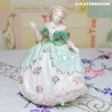 画像2: CP056 Coalport  コールポート フェアレストフラワーズ フィギュリン〜Daisy〜 (2)