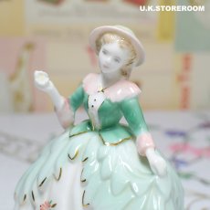 画像7: CP056 Coalport  コールポート フェアレストフラワーズ フィギュリン〜Daisy〜 (7)