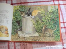 画像11: CH329 Lesley Anne Ivory  レズリー・アン・アイボリー 〜Meet My Cats〜 絵本 (11)