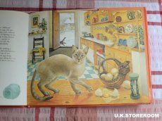 画像19: CH329 Lesley Anne Ivory  レズリー・アン・アイボリー 〜Meet My Cats〜 絵本 (19)