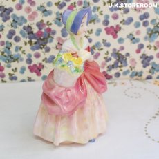 画像3: OB382 Royal Doulton  ロイヤルドルトン フィギュリン〜Cissie〜 (3)