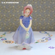 画像2: OB385 Royal Doulton  ロイヤルドルトン フィギュリン〜Ivy〜 (2)