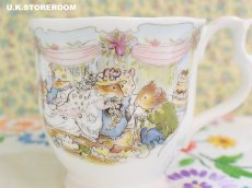 画像7: CH353 Royal Doulton Brambly Hedge  ロイヤルドルトン ブランブリーヘッジ  ウェディング マグカップ  (7)