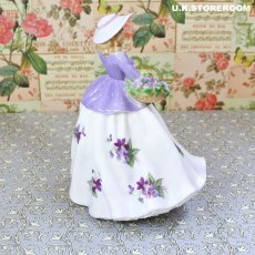 画像4: RW102 Royal Worcester  ロイヤルウースター フィギュリン〜Sweet Violet〜 (4)