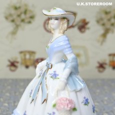 画像8: RW103 Royal Worcester  ロイヤルウースター ファッショナブルヴィクトリアンズ フィギュリン〜Lady Hannah〜 (8)