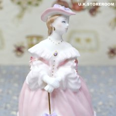 画像9: RW104 Royal Worcester  ロイヤルウースター ファッショナブルヴィクトリアンズ フィギュリン〜Lady Emma〜 (9)