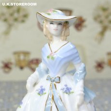 画像7: RW103 Royal Worcester  ロイヤルウースター ファッショナブルヴィクトリアンズ フィギュリン〜Lady Hannah〜 (7)