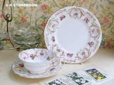 画像1: OB405 Royal Doulton  ロイヤルドルトン ローズパターン ティートリオ (1)