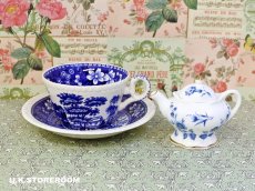 画像2: MB270 Norfolk Royal  ノーフォークロイヤル クラシックティーポットコレクション ミニチュアポット 〜Blue Bouquet〜 (2)