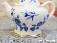 画像9: MB270 Norfolk Royal  ノーフォークロイヤル クラシックティーポットコレクション ミニチュアポット 〜Blue Bouquet〜 (9)