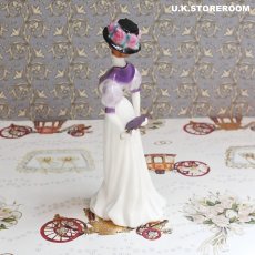 画像5: RW106 Royal Worcester  ロイヤルウースター マイフェアレディ  フィギュリン 〜Lady Camilla〜 (5)