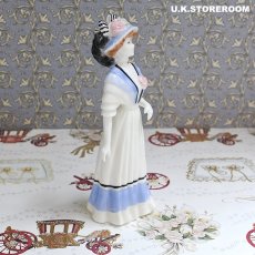 画像4: RW107 Royal Worcester  ロイヤルウースター マイフェアレディ  フィギュリン 〜Lady Helena〜 (4)