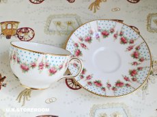 画像2: OB428 Royal Doulton   ロイヤルドルトン ローズ＆ドット ティーカップ＆ソーサー (2)