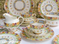 画像2: OB441 Royal Doulton  ロイヤルドルトン チューリップパターン ティートリオ (2)