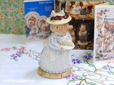 画像1: CH373 Royal Doulton Brambly Hedge   ブランブリーヘッジ　ミセスアップル フィギュリン (1)