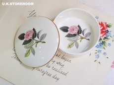 画像2: OB438 Wedgwood  ウェッジウッド ハザウェイローズ  ラウンドトリンケットボックス (2)