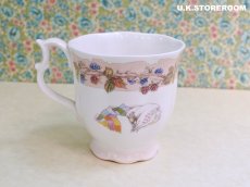 画像4: CH376 Royal Doulton Brambly Hedge   ブランブリーヘッジ フォーシーズン マグカップ 〜オータム〜 (4)