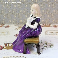 画像5: OB462 Royal Doulton   ロイヤルドルトン フィギュリン 〜Affection〜 (5)