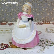 画像2: OB461 Royal Doulton   ロイヤルドルトン フィギュリン 〜Cookie〜 (2)