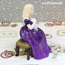 画像3: OB462 Royal Doulton   ロイヤルドルトン フィギュリン 〜Affection〜 (3)