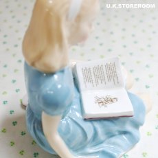 画像8: OB484 Royal Doulton  ロイヤルドルトン フィギュリン〜Alice〜 (8)