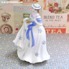 画像5: RW130 Royal Worcester  ロイヤルウースター フィギュリン〜Sweet Forget Me Not〜 (5)