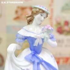 画像7: RW130 Royal Worcester  ロイヤルウースター フィギュリン〜Sweet Forget Me Not〜 (7)