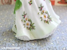 画像9: RW128 Royal Worcester  ロイヤルウースター フィギュリン〜Sweet Holly〜 (9)