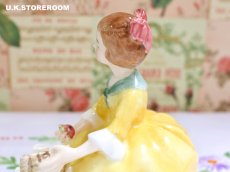 画像10: OB502 Royal Doulton   ロイヤルドルトン フィギュリン 〜Picnic〜 (10)