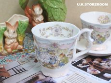 画像1: CH412 Royal Doulton Brambly Hedge  ロイヤルドルトン ブランブリーヘッジ ウェディング マグカップ (1)