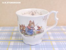 画像2: CH421 Royal Doulton Brambly Hedge  ロイヤルドルトン ブランブリーヘッジ バースデー マグカップ (2)