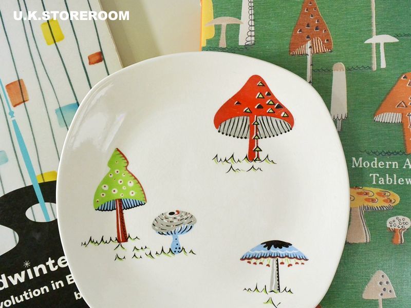 Midwinter toadstool plate ミッドウィンター | mag-mar.org